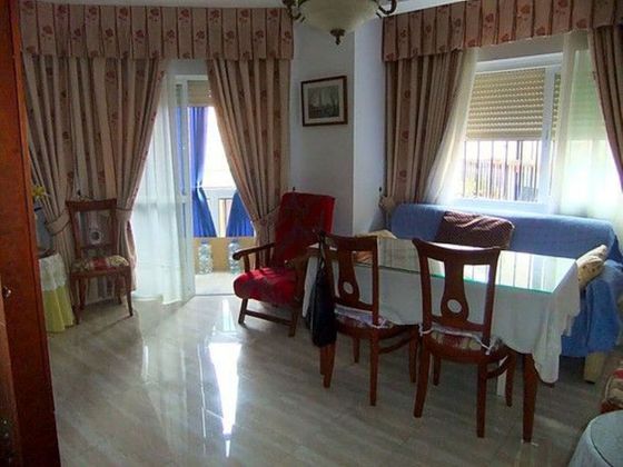 Foto 1 de Piso en venta en Centro - Antequera de 3 habitaciones con terraza y aire acondicionado