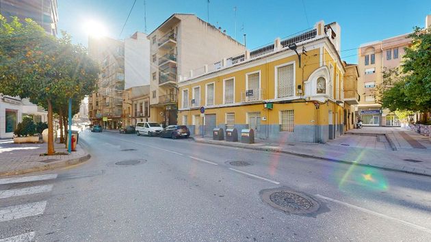 Foto 2 de Xalet en venda a calle Mayor de 7 habitacions amb balcó