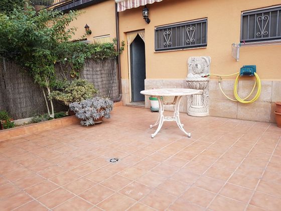 Foto 2 de Xalet en venda a Olesa de Montserrat de 6 habitacions amb terrassa i garatge