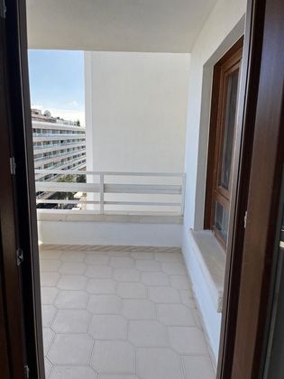 Foto 2 de Alquiler de piso en Son Armadans de 2 habitaciones con garaje y balcón