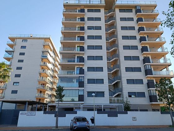 Foto 1 de Pis en venda a avenida Central de 3 habitacions amb terrassa i piscina