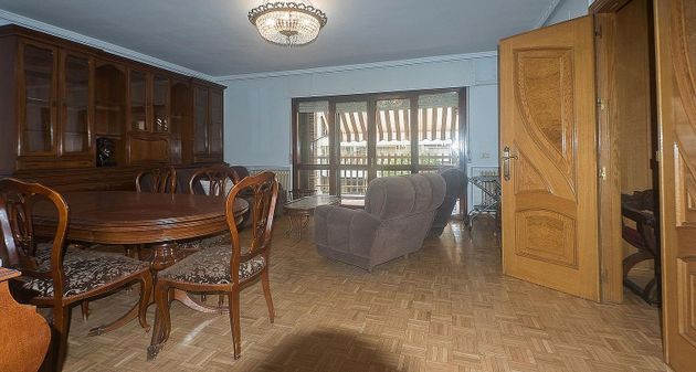 Foto 2 de Pis en venda a Centro - Cuenca de 4 habitacions amb terrassa i garatge