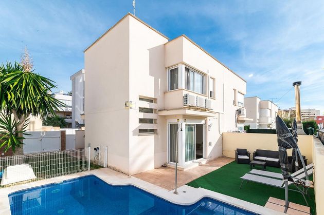 Foto 1 de Casa en venta en Zona Playa Morro de Gos de 3 habitaciones con terraza y piscina