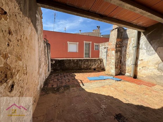 Foto 2 de Venta de casa en calle De Sant Lluis de 4 habitaciones con terraza y garaje