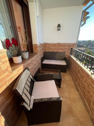 Foto 2 de Pis en venda a Cabra de 2 habitacions amb terrassa i balcó