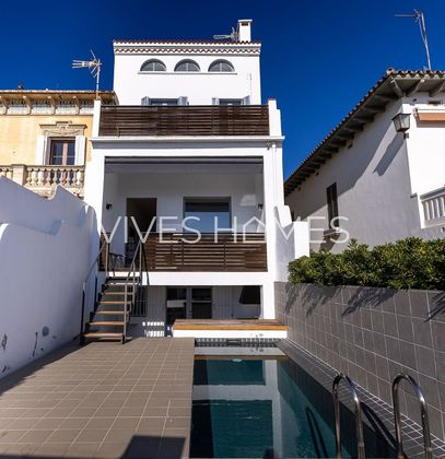 Foto 1 de Chalet en alquiler en Caldes d´Estrac de 9 habitaciones con terraza y piscina