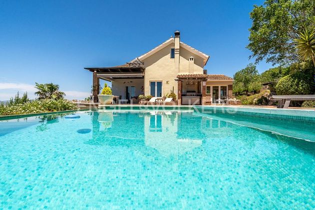 Foto 1 de Xalet en venda a Alhaurín el Grande de 4 habitacions amb terrassa i piscina