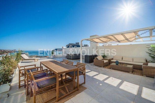 Foto 1 de Ático en venta en Las Gaviotas de 2 habitaciones con terraza y piscina