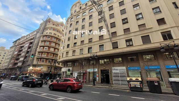 Foto 2 de Alquiler de oficina en El Pilar con terraza y aire acondicionado