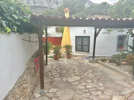 Foto 1 de Casa adossada en venda a El Montgó de 2 habitacions amb terrassa i piscina