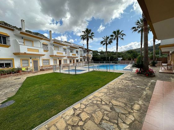 Foto 1 de Casa adossada en venda a Benaoján de 2 habitacions amb terrassa i piscina