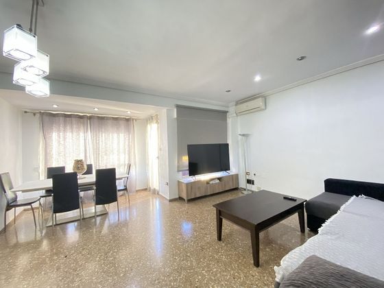 Foto 1 de Piso en venta en Centro - Villarreal de 3 habitaciones con balcón y aire acondicionado