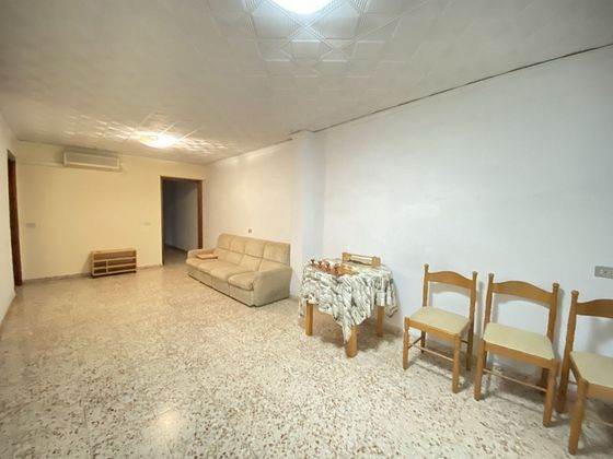Foto 2 de Venta de piso en Les Boqueres-Zona norte de 4 habitaciones y 129 m²