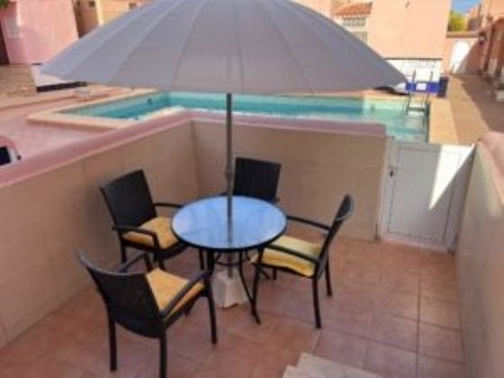 Foto 2 de Casa en venda a calle Jacinto Benavente Torrevieja Ali de 3 habitacions amb terrassa i piscina