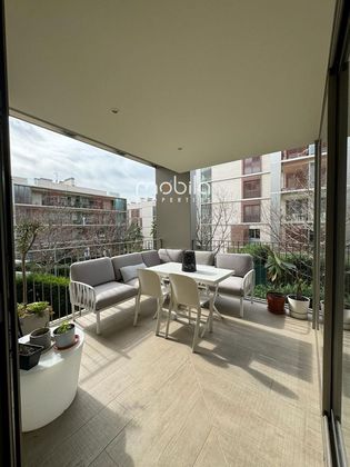 Foto 1 de Piso en venta en Can Mates  - Volpelleres de 4 habitaciones con terraza y piscina