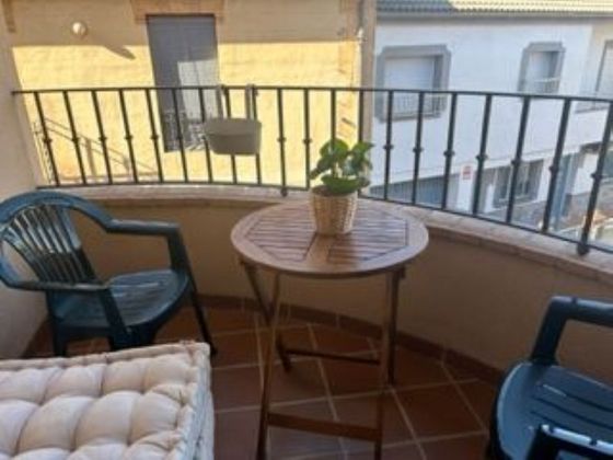 Foto 2 de Piso en venta en Ogíjares de 2 habitaciones con terraza y garaje
