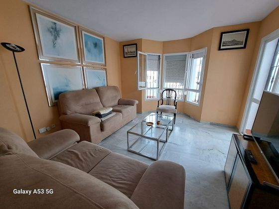 Foto 1 de Alquiler de piso en Puerto Banús de 3 habitaciones con terraza y piscina