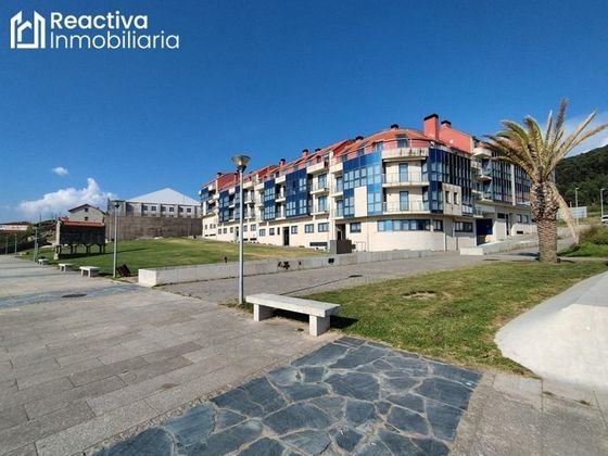 Foto 1 de Venta de piso en Porto do Son de 3 habitaciones con terraza y piscina
