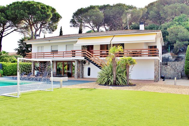 Foto 1 de Venta de chalet en Roca del Vallès, la de 4 habitaciones con terraza y piscina