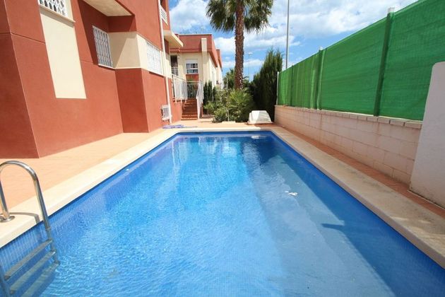 Foto 2 de Venta de chalet en calle Cl Cabo Prior de 3 habitaciones con terraza y piscina