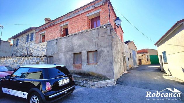 Foto 1 de Casa en venda a calle La Fragua de 6 habitacions amb terrassa i calefacció