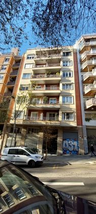Foto 1 de Piso en venta en calle Praga de 3 habitaciones con terraza y garaje