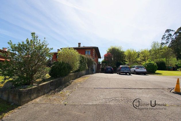 Foto 2 de Xalet en venda a Polanco de 3 habitacions amb garatge i jardí