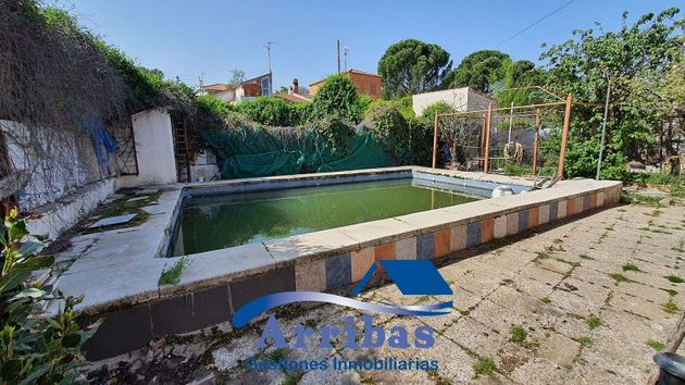 Foto 2 de Chalet en venta en Escalona de 11 habitaciones con terraza y piscina