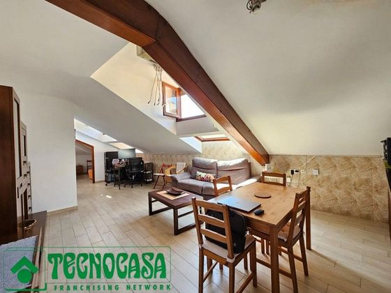 Foto 2 de Àtic en venda a Casco Histórico de 1 habitació amb aire acondicionat i calefacció