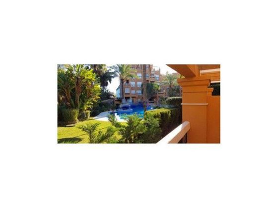 Foto 2 de Pis en lloguer a Vistahermosa  - Fuentebravía de 3 habitacions amb terrassa i piscina