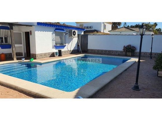 Foto 2 de Casa en lloguer a Ctra de La Playa - La Coquina de 3 habitacions amb piscina i mobles