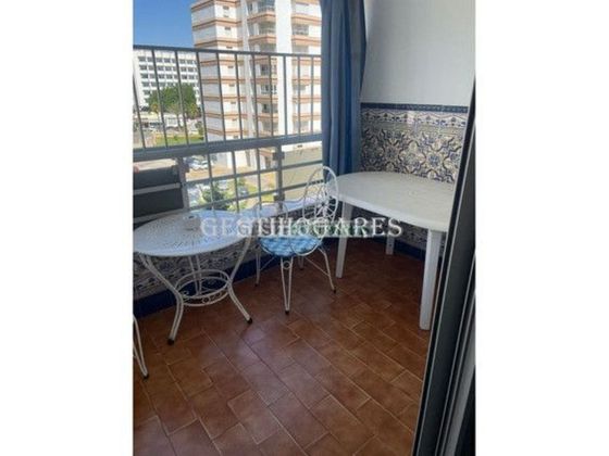 Foto 2 de Piso en alquiler en Valdelagrana de 3 habitaciones con terraza y piscina
