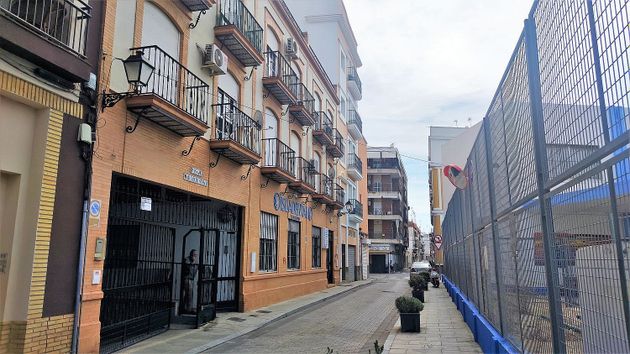 Foto 1 de Piso en venta en Isla Cristina ciudad de 2 habitaciones con balcón