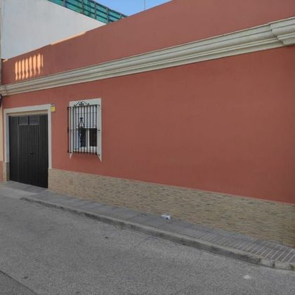 Foto 2 de Casa en venda a Camposoto - Gallineras de 4 habitacions amb terrassa i garatge