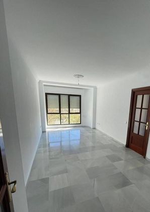 Foto 1 de Venta de piso en Centro Ciudad de 2 habitaciones con ascensor