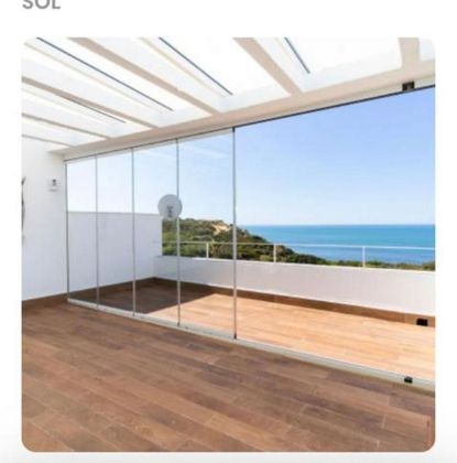 Foto 1 de Casa en venda a Conil de 4 habitacions amb terrassa i piscina