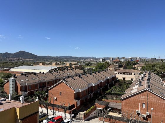 Foto 1 de Venta de ático en Sant Joan Despí de 2 habitaciones con terraza y aire acondicionado