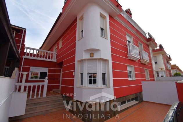 Foto 2 de Casa en venta en Aljaraque de 4 habitaciones con terraza y balcón