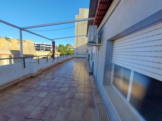 Foto 1 de Ático en venta en Centre - Tortosa de 4 habitaciones con terraza y aire acondicionado
