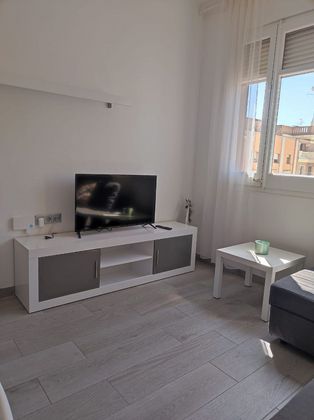 Foto 2 de Pis en lloguer a Centre - Tortosa de 3 habitacions amb mobles i calefacció