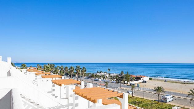 Foto 1 de Pis en venda a paseo Del Mediterráneo de 4 habitacions amb terrassa i piscina