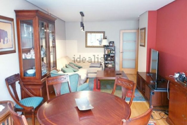 Foto 1 de Piso en venta en calle Curros Enríquez de 4 habitaciones con garaje y calefacción