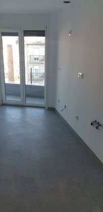 Foto 2 de Àtic en venda a calle Ponte Codesal de 2 habitacions amb garatge i balcó