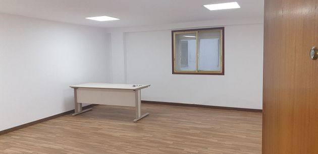 Foto 1 de Oficina en alquiler en calle Do Paseo de 50 m²