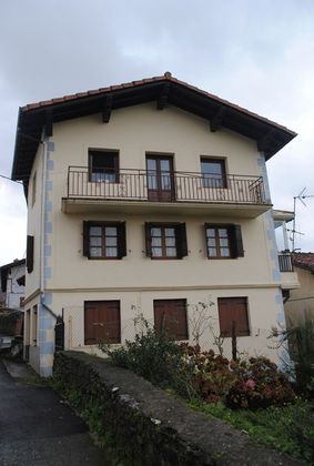Foto 1 de Venta de chalet en Arantza de 5 habitaciones con terraza y jardín