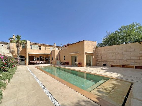 Foto 1 de Casa en venta en calle Joan Rosselló de 3 habitaciones con terraza y piscina