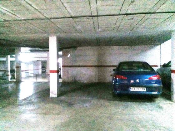 Foto 1 de Garatge en venda a calle Albinyana de 20 m²