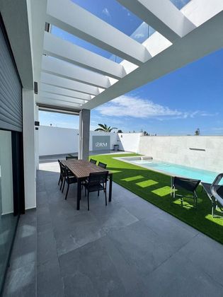 Foto 2 de Xalet en venda a La Jara de 4 habitacions amb terrassa i piscina