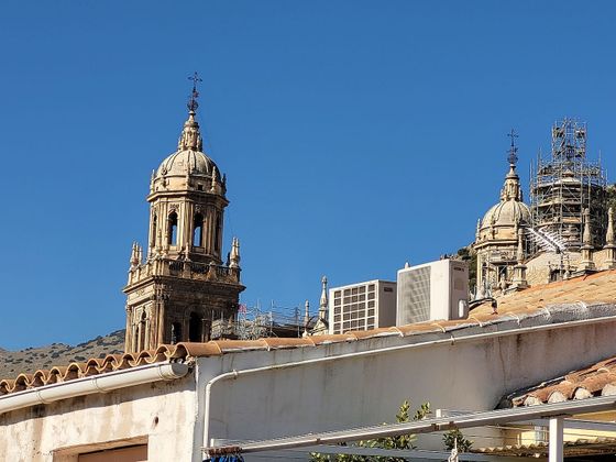 Foto 2 de Ático en venta en San Ildefonso - Catedral de 3 habitaciones con terraza y aire acondicionado