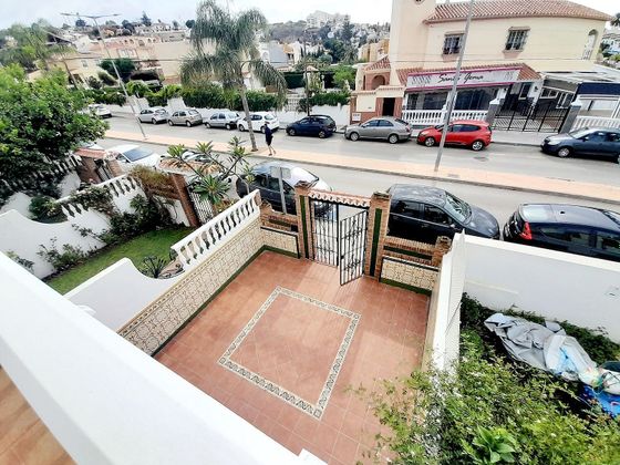 Foto 1 de Casa adossada en venda a La Cala del Moral de 4 habitacions amb terrassa i balcó